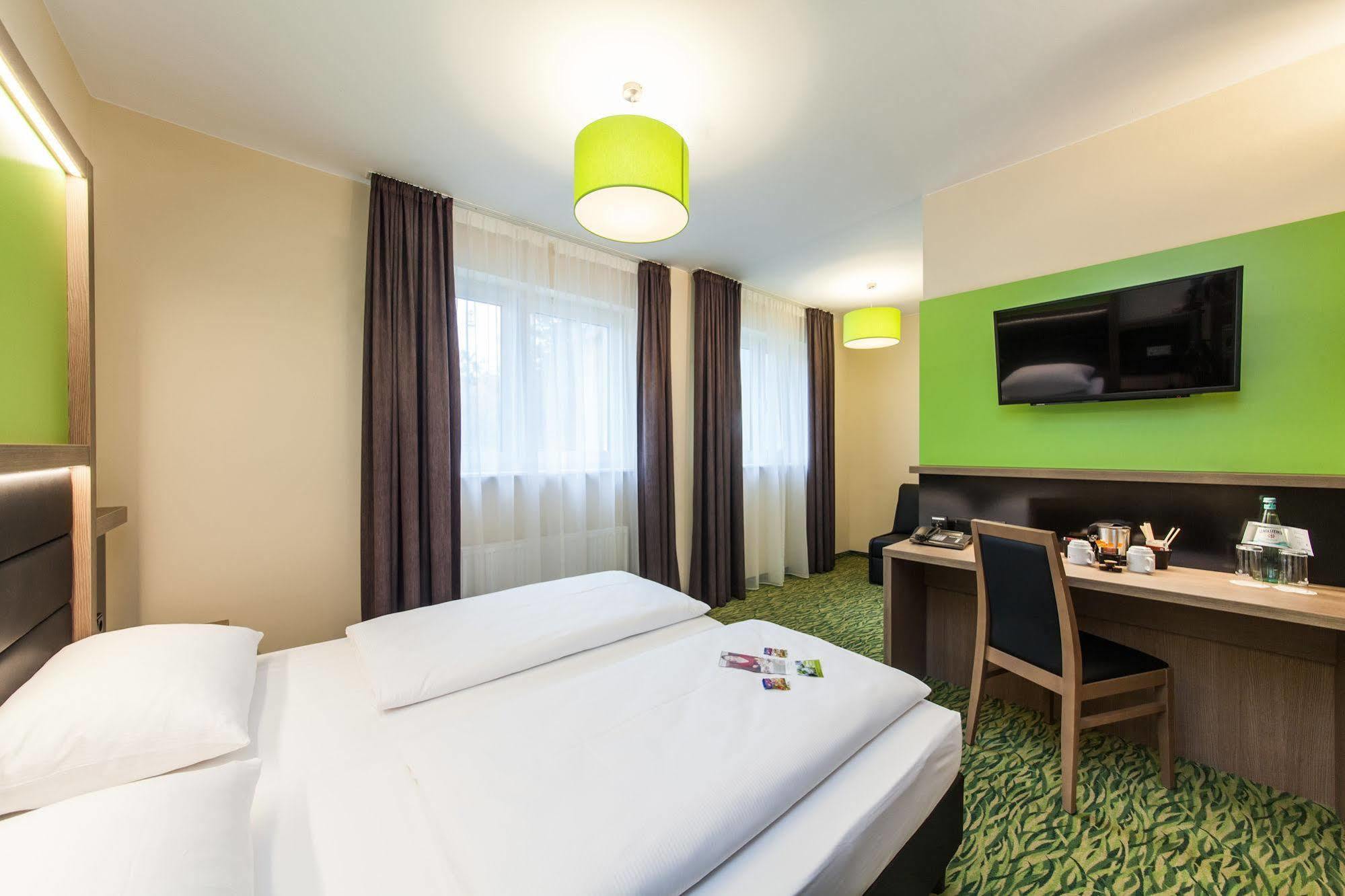 Novum Style Hotel Aldea Berlin Exterior photo