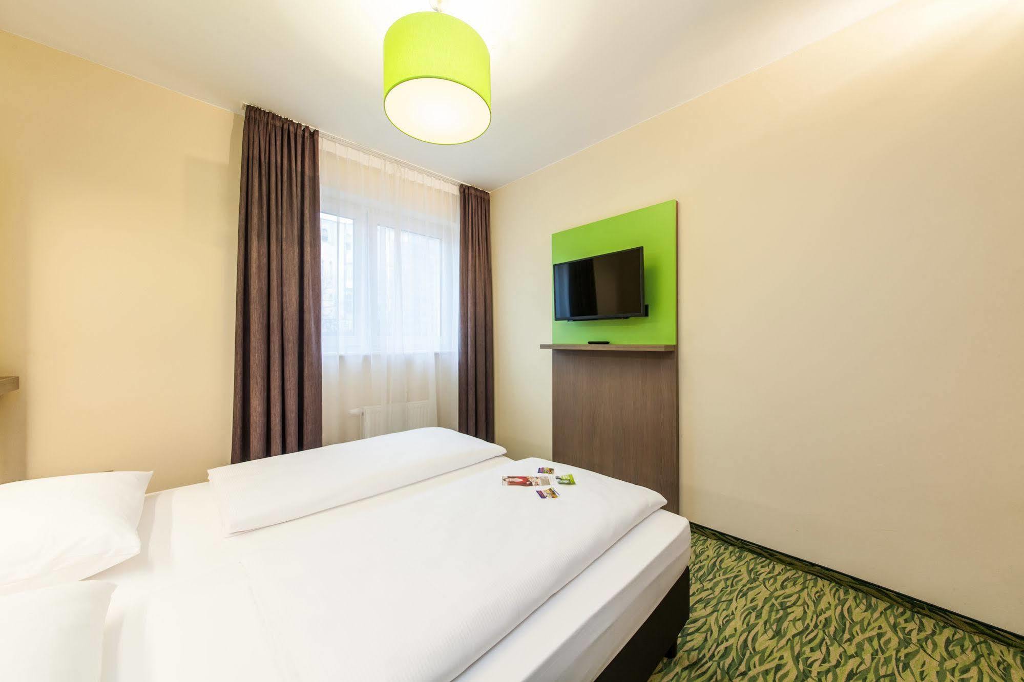 Novum Style Hotel Aldea Berlin Exterior photo