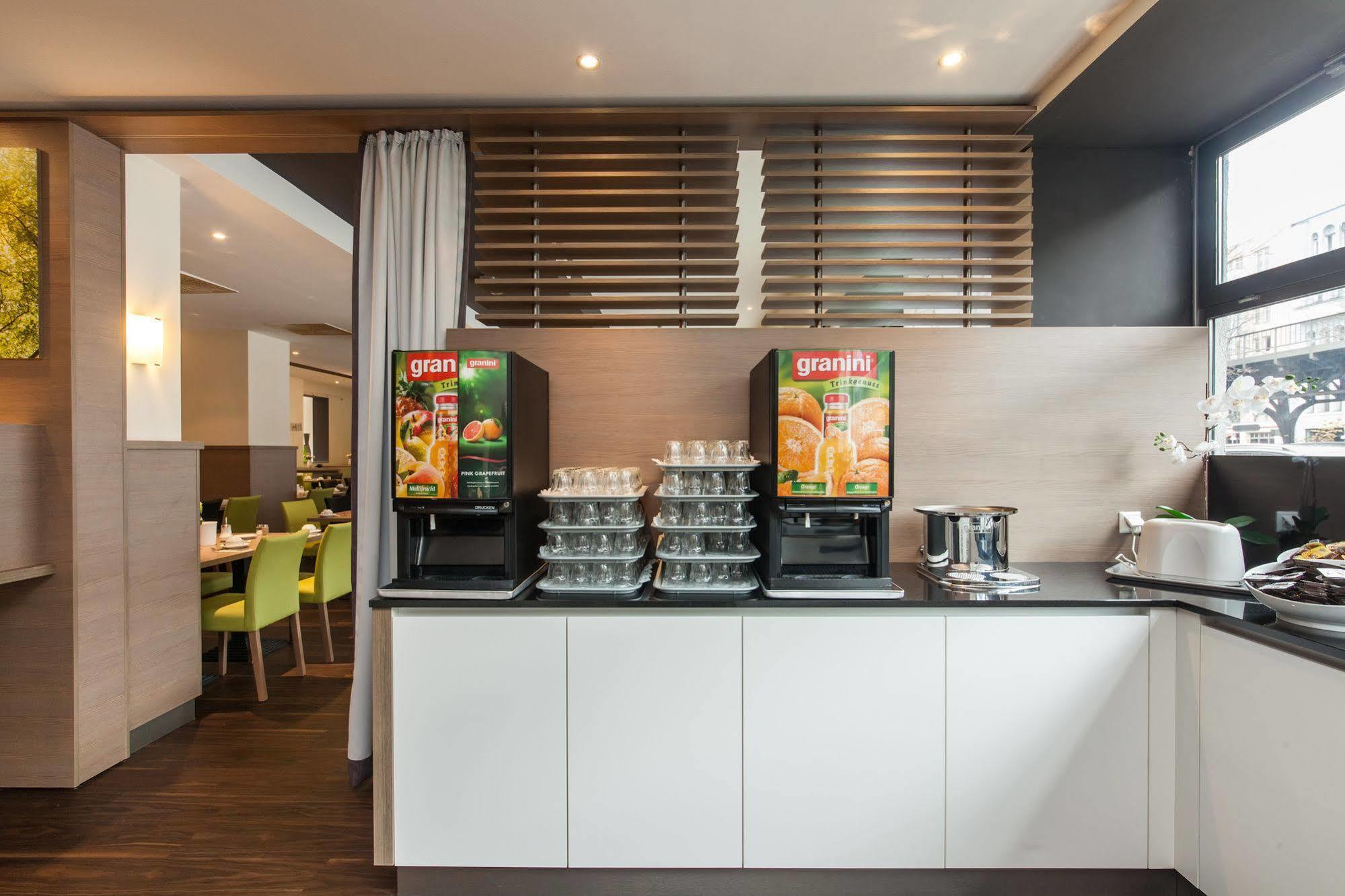 Novum Style Hotel Aldea Berlin Exterior photo